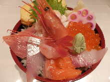 Mini seafood rice bowl