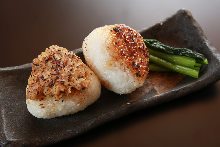 Grilled rice ball