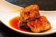 Simmered cubed meat