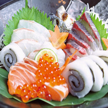 Assorted sashimi