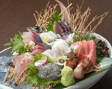 Assorted sashimi