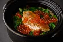 Donabe Gohan (Rosy seabass, Salmon roe)