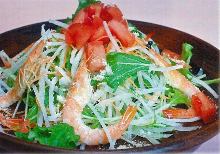 Caesar salad with shrimp