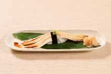 Whole conger eel nigiri sushi (with salt or sauce)