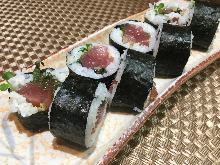 Ryukyu Roll (Okinawan-style Sushi Roll) Ryukyu Roll (Okinawan-style Sushi Roll)