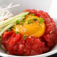 Seared beef tartare