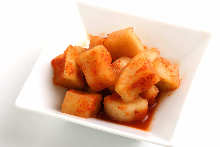 Cubed daikon radish kimchi