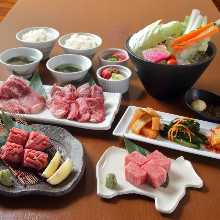 5,000 JPY Set (10 Items)