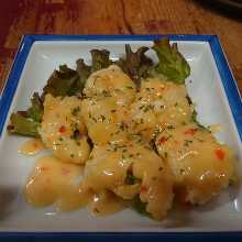 Fried shrimp dressed with mayonnaise