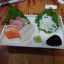 Assorted sashimi, 4 kinds