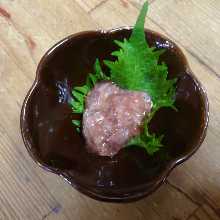 Skipjack tuna shuto (salted entrails)