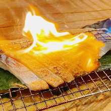 Seared marinated mackerel sashimi