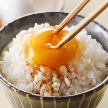 Tamagokake gohan (rice with raw egg)