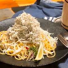 Whitebait peperoncino