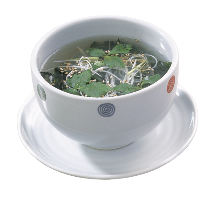 Wakame seaweed soup