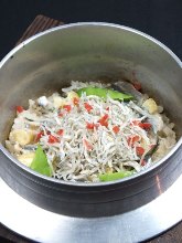 Kamameshi (pot rice)