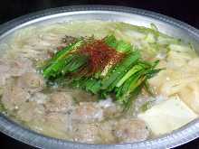 Motsunabe Hot Pot with Grated Yam (Tororo)