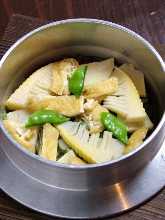 Kamameshi (pot rice)