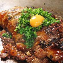 Green onion and beef tendon okonomiyaki