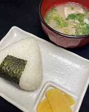 Small rice with pork miso soup