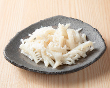 Edible raw white Senmai (third stomach)