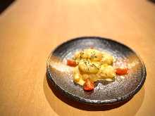 Stir-fried shrimp with mayonnaise