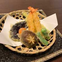 Assorted tempura