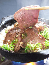 Beef tongue with green onion