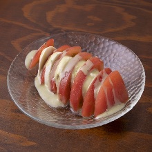 Sliced tomato