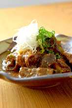 Simmered beef tendon with konjac