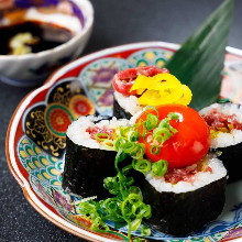 Meat and Takuwan Maki