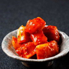 Cubed daikon radish kimchi