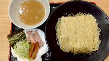Ramen noodles with dipping sauce