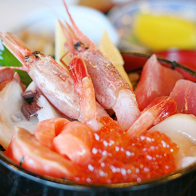 Seafood donburi rice bowl