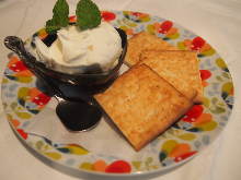 Cream cheese with crackers