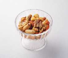 Mixed nuts 