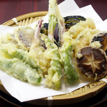 Assorted tempura