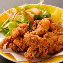 Marinated deep-fried chicken (seasoned with soy sauce)