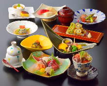 7,260 JPY Course (10 Items) 7,260 JPY Course (10 Items)