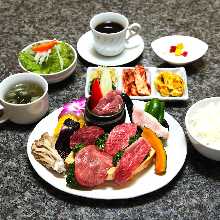 Colorful Yakiniku set meal