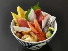 Barachirashi (mixed chirashizushi) rice bowl