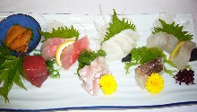 Assorted sashimi