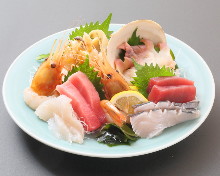 Assorted sashimi