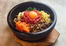 Stone grilled tartare bibimbap Stone grilled tartare bibimbap