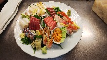 Assorted sashimi