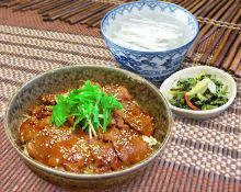 Beef tongue rice bowl meal