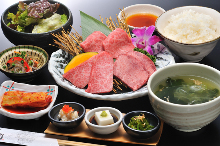 Assorted yakiniku