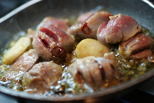 Grilled gizzard with garlic oil