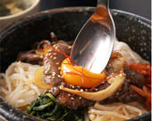 Stone-cooked kalbi bibimbap lunch set