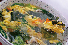 Wakame seaweed soup